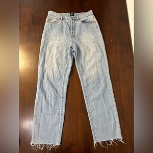 BDG Slim Straight Jeans Size 28